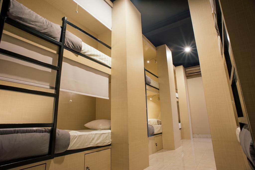 Legian Bedplus Backpacker Kuta חדר תמונה
