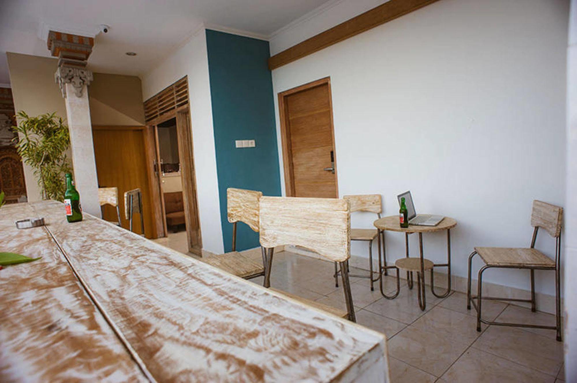 Legian Bedplus Backpacker Kuta מראה חיצוני תמונה