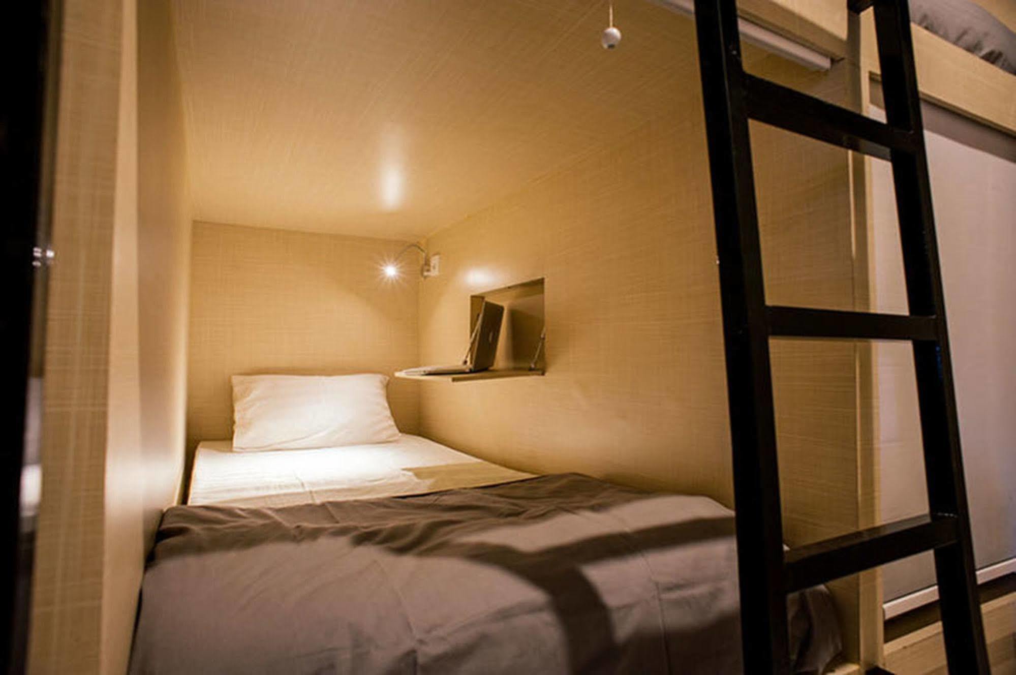 Legian Bedplus Backpacker Kuta מראה חיצוני תמונה