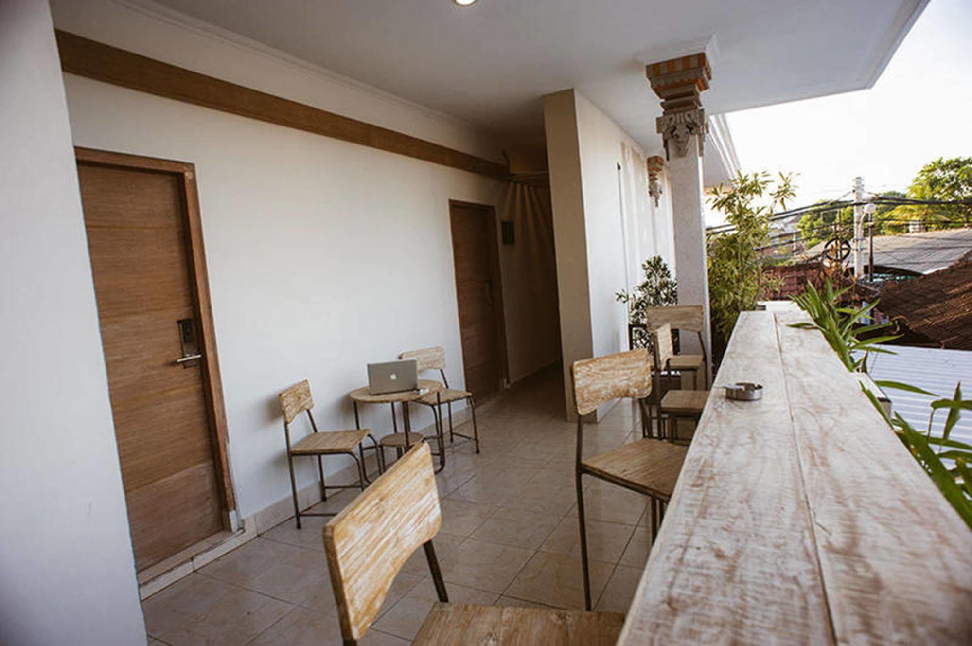 Legian Bedplus Backpacker Kuta מראה חיצוני תמונה