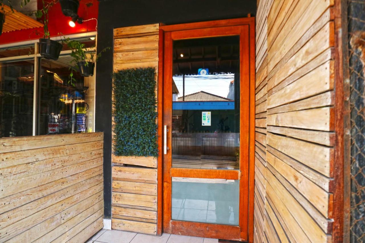 Legian Bedplus Backpacker Kuta מראה חיצוני תמונה
